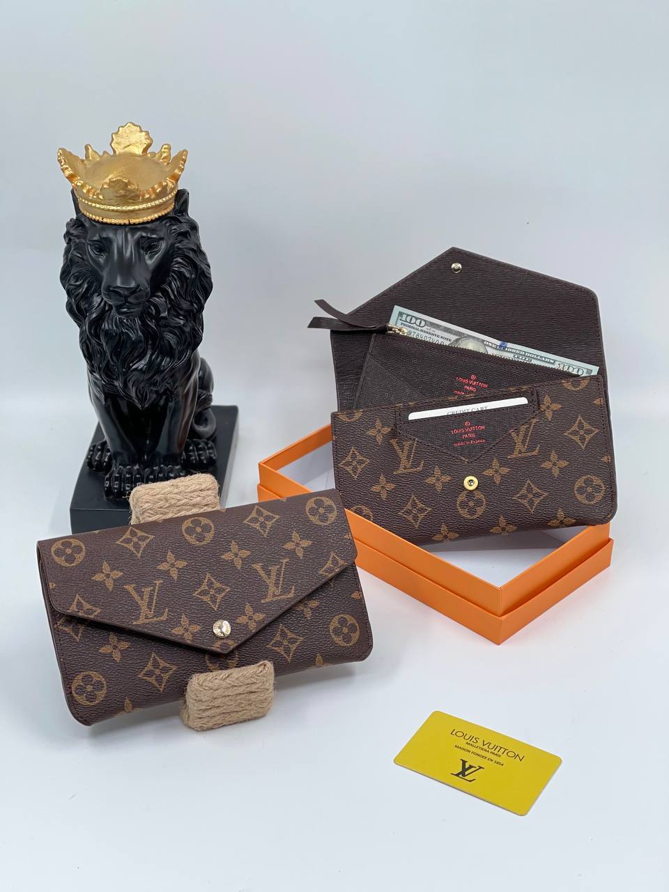 Jeanne Wallet Genuine leather