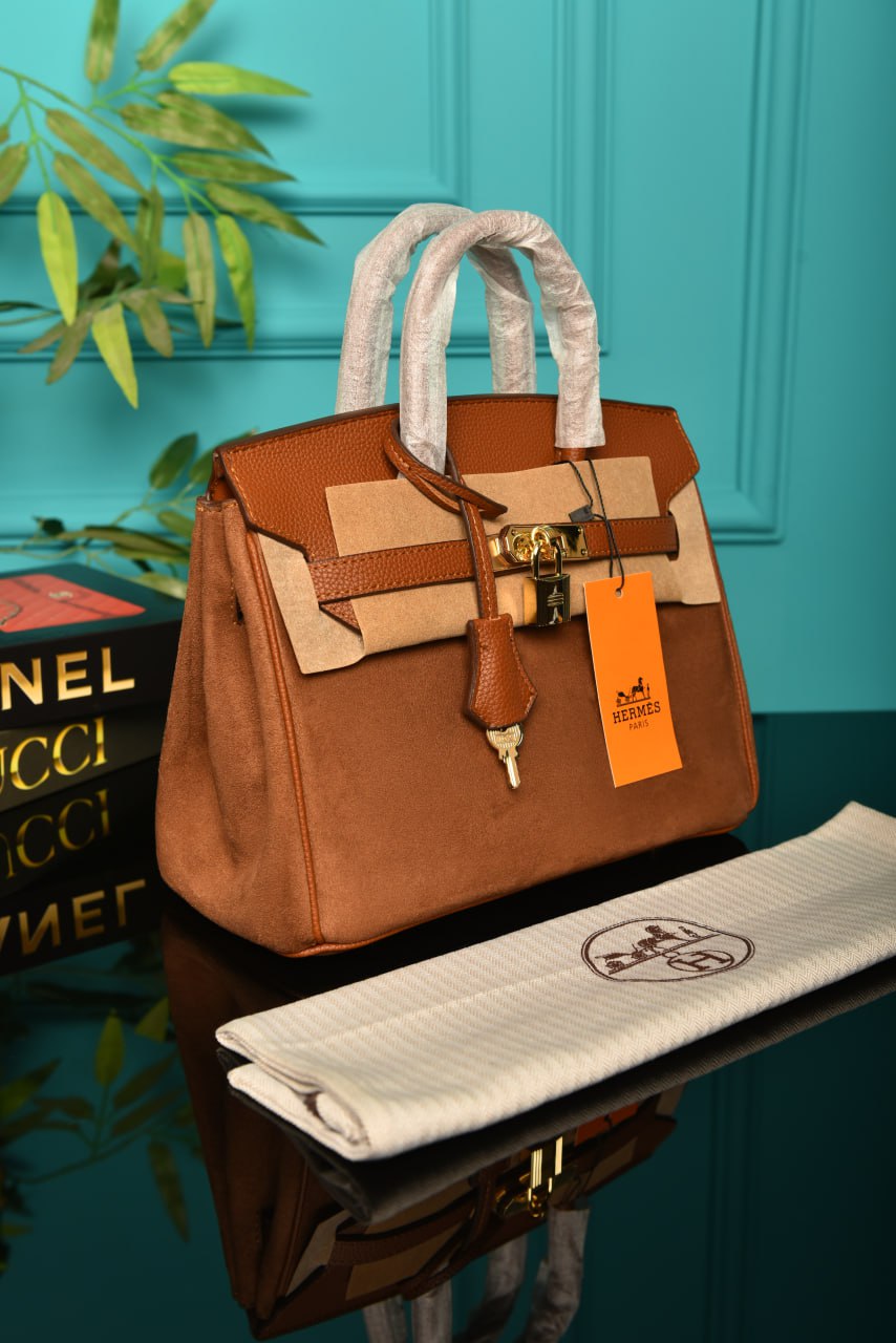 The Birkin 25’ Suede