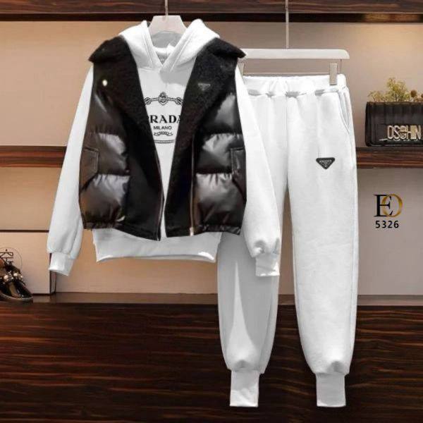 Fabric: Imported 3-Thread Fleece-Lined 3-Piece Sports Set