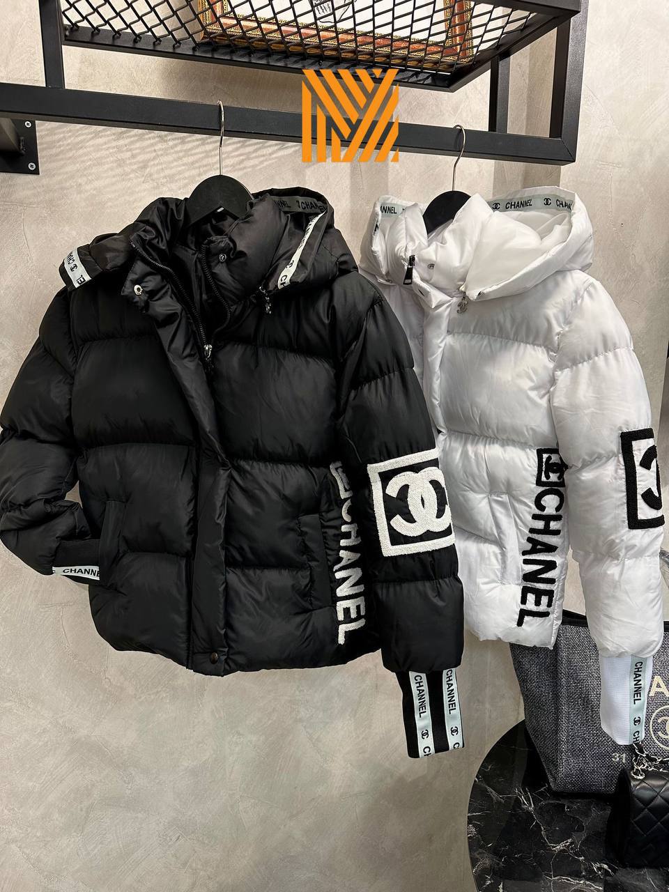 CHNL  Waterproof puffer jacke