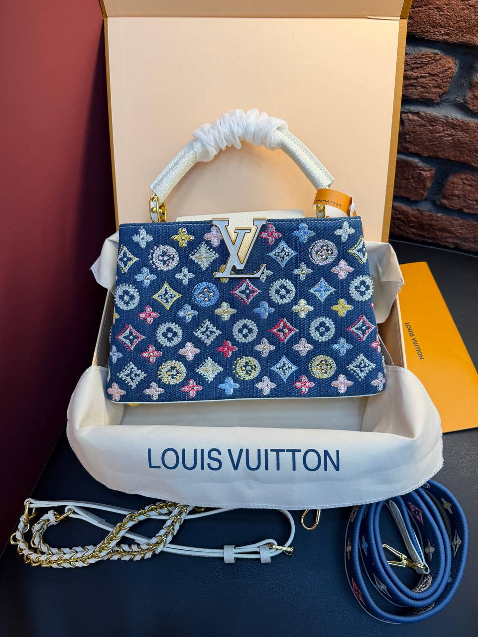 L.V. PREMİUM COLLECTİON