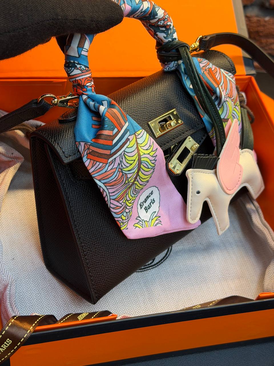 Kelly 19 Premium Collection