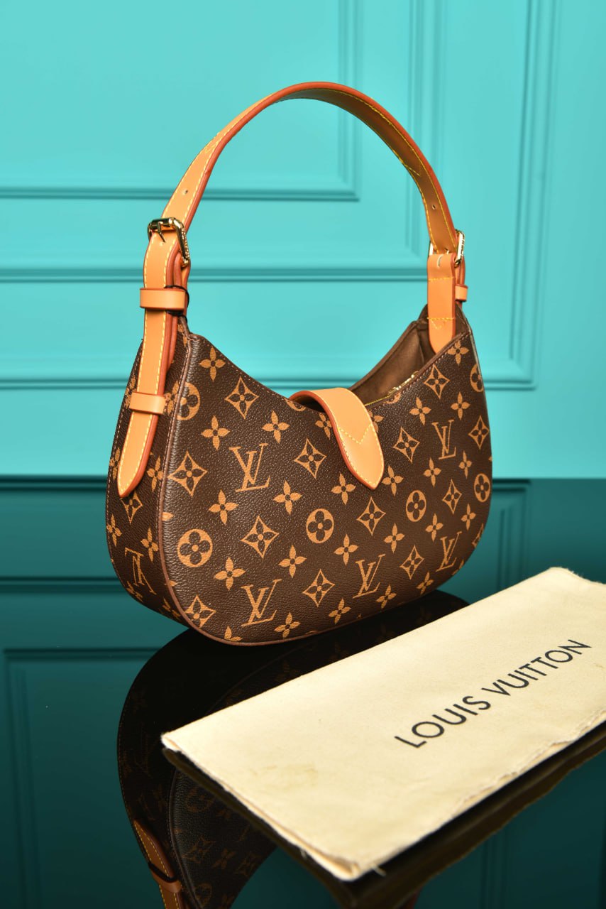 Low Key Shoulder Bag