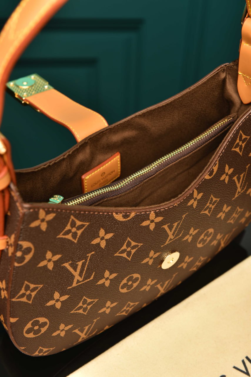 Low Key Shoulder Bag