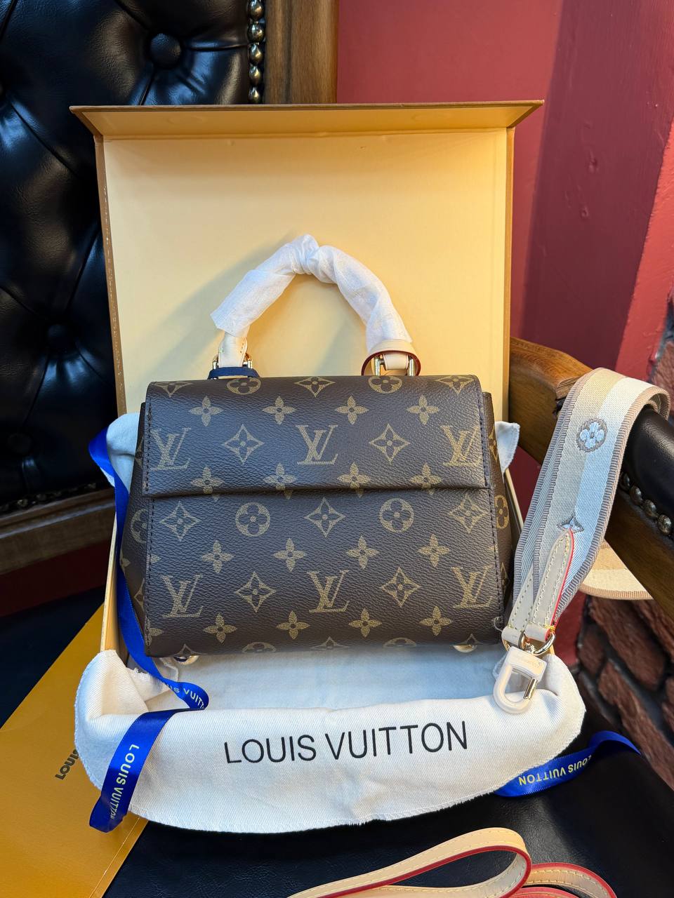 L.V. New Season Premium Collection