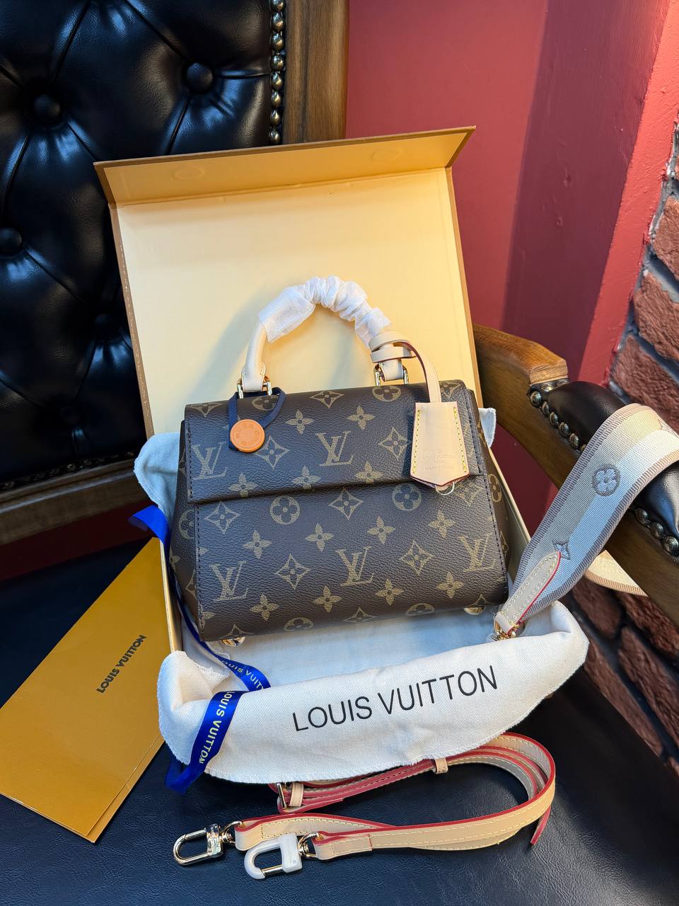 L.V. New Season Premium Collection