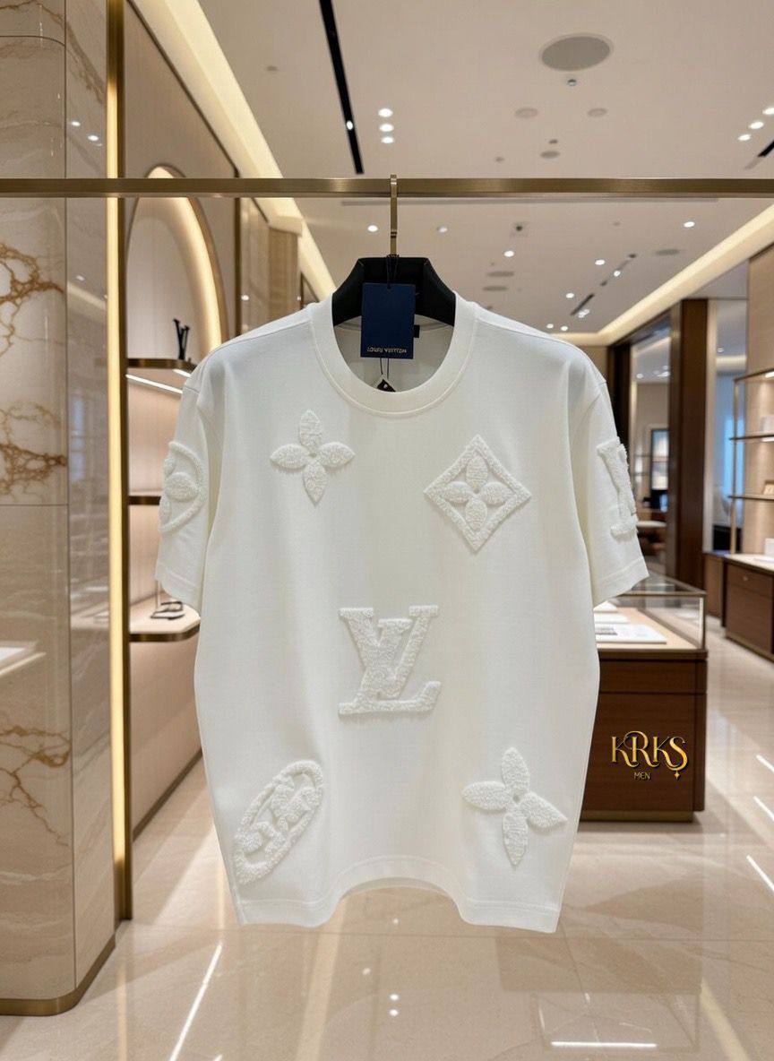 L.V. T-Shirt