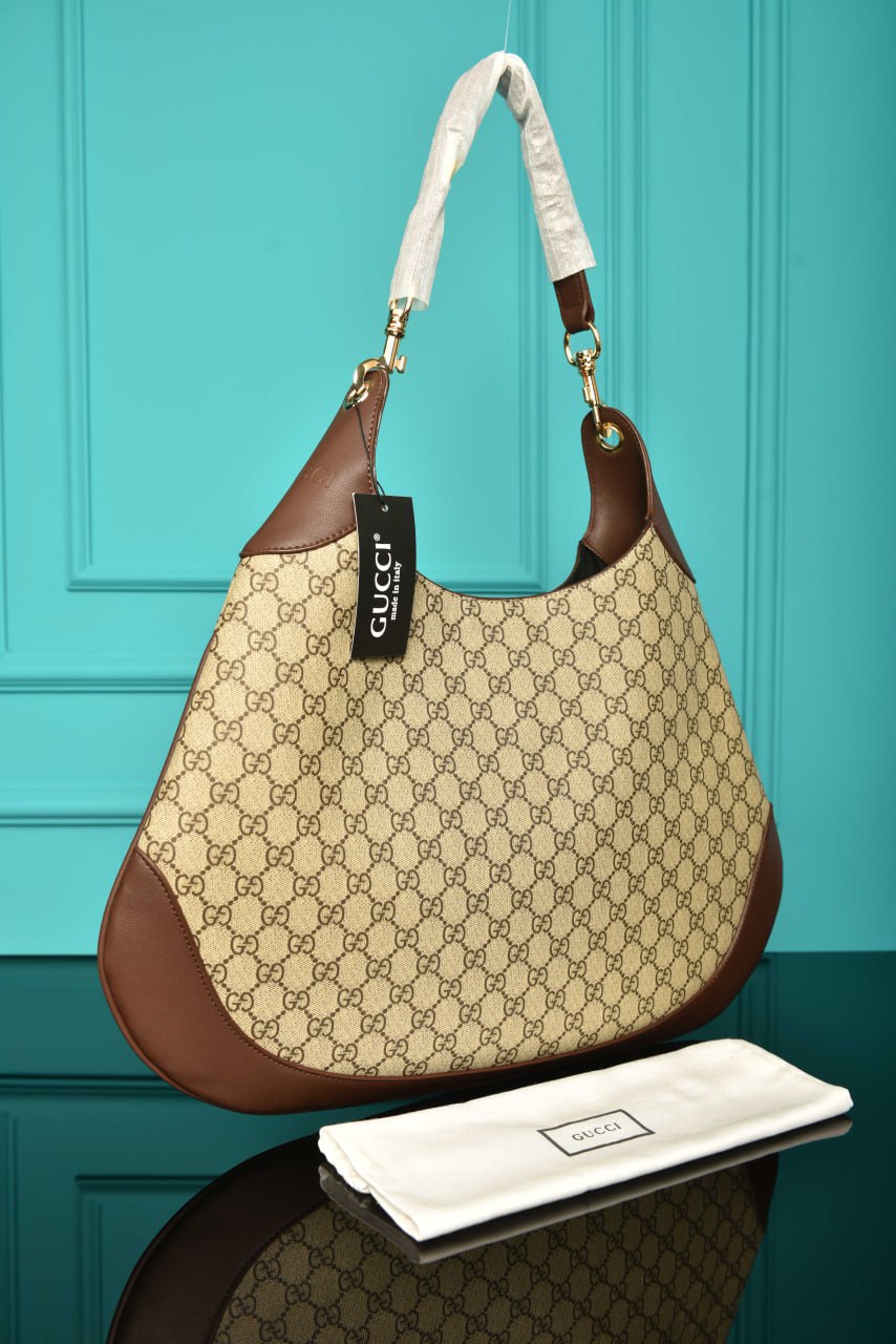 B Large Shoulder Bag